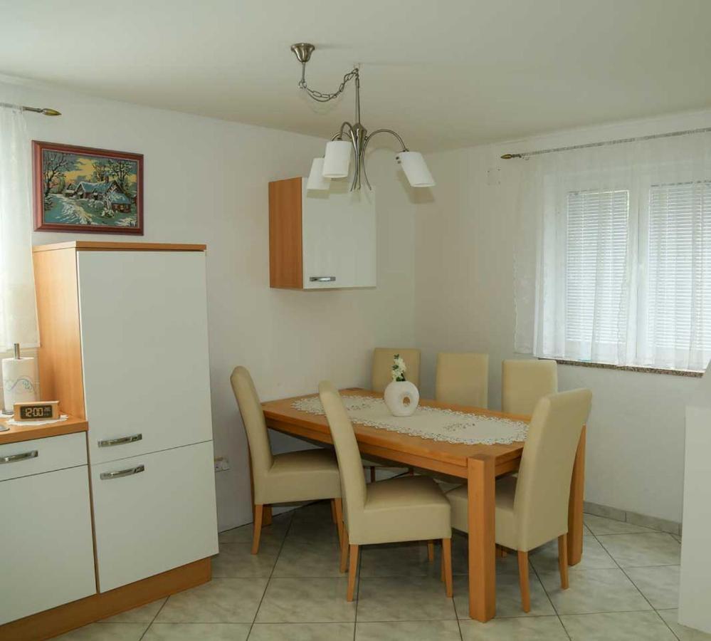 Adrian-Apartments-51511-Malinska-Otok-Krk Primorska 21 المظهر الخارجي الصورة